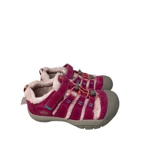 Keen Shoes Youth Size 5 US Pink Newport Shoe Fruit Dove Ballet Slipper